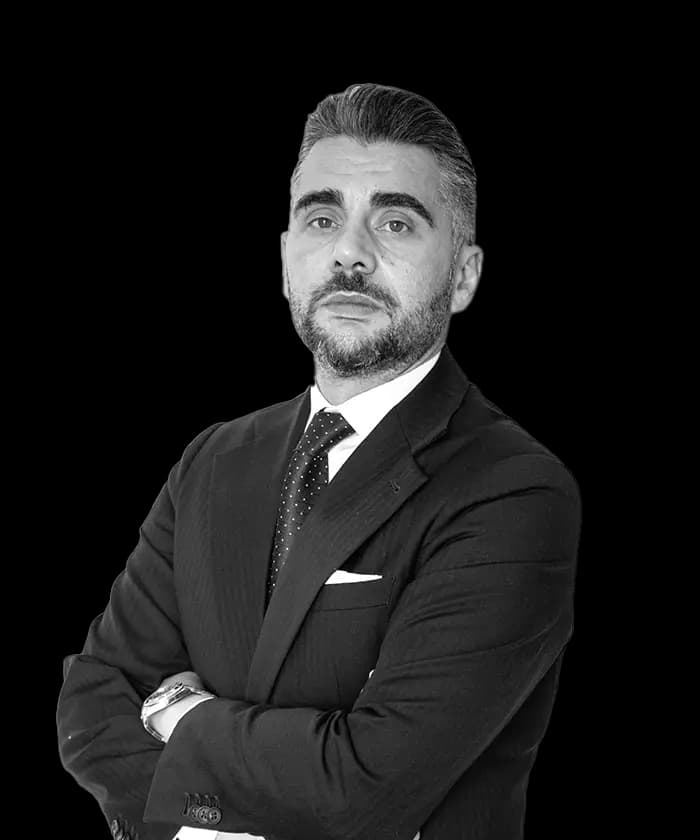 Juan Martínez — Commercial Law